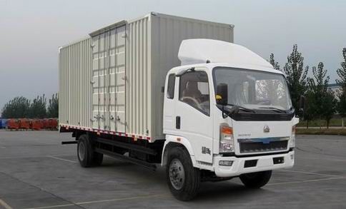 Le 2ème camion de main de Sinotruk Howo 2015 ans a fait le mode 9995x2498x3750mm d'entraînement de 160hp 4×2