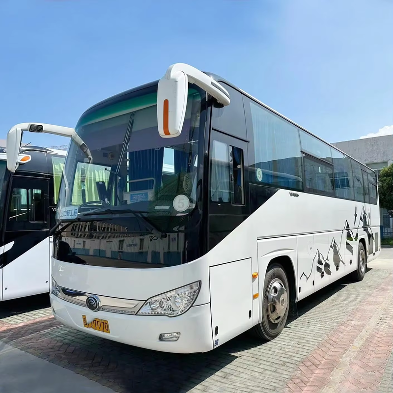 Yutong ZK6110 51 Seater Slightly Used Coach Bus LHD Manual Euro 3 Diesel Engine For Sale