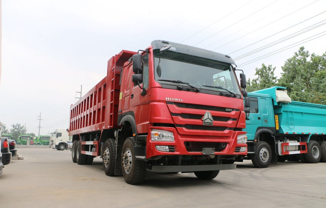 HOWO 371HP 8 x 4 a utilisé le camion à benne basculante, camions- résistants d'occasion