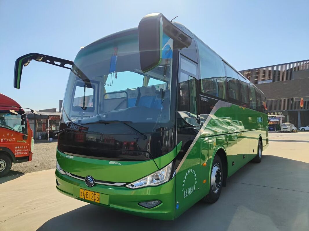 Autobus Yutong ZK6117 d'occasion avec moteur diesel Weichai, double porte, 50 sièges, autocar de luxe LHD à vendre