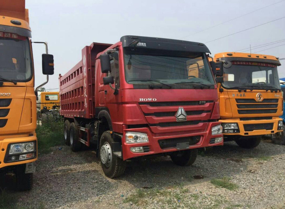 Camion à benne basculante utilisé de capacité de charge utile de 30 tonnes, camions- utilisés par marque de HOWO
