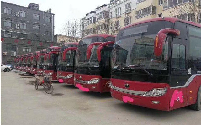 Yutong rouge a employé les portes diesel de soutien a/c deux de l'autobus ZK6121HQ3Z 68 Seat RHD de caboteur
