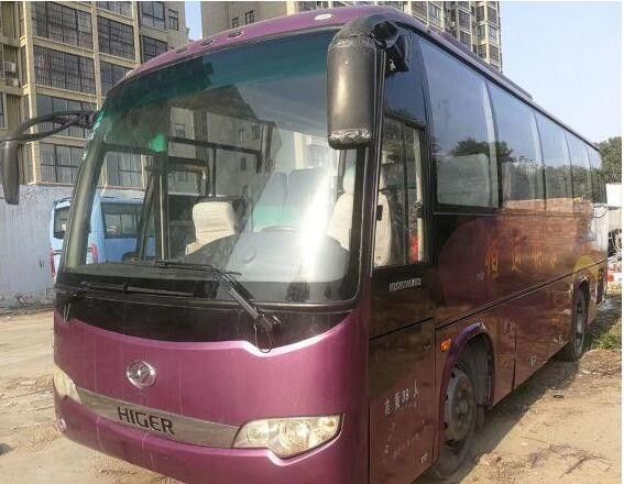 Le C.A. diesel plus haut a utilisé l'autobus d'entraîneur 2011 la longueur 8400kg des sièges 8.5m de l'an 39