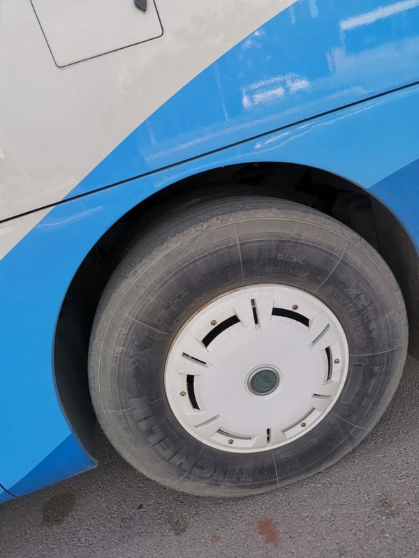 Commande de main gauche utilisée par Yutong de moteur diesel d'autobus de caboteur des sièges 6122HQ9A 51 avec l'a/c