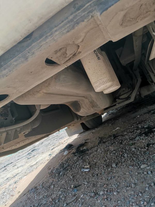 51 sièges ont employé la couleur blanche plate de côté gauche de série d'homme de service de bus de ville de Yutong de car diesel de direction