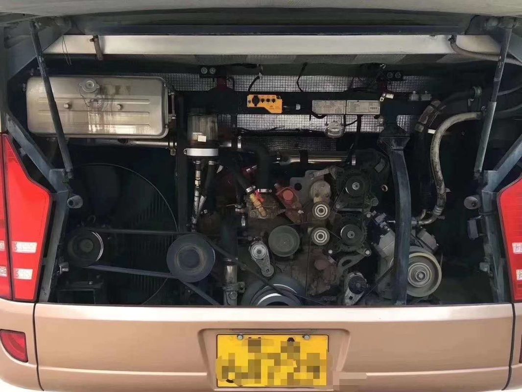 ZK6122 49/55 sièges Yutong a employé le voyage diesel de visage de porte de conducteur de main gauche d'autobus de caboteur 2013 - 2016 ans