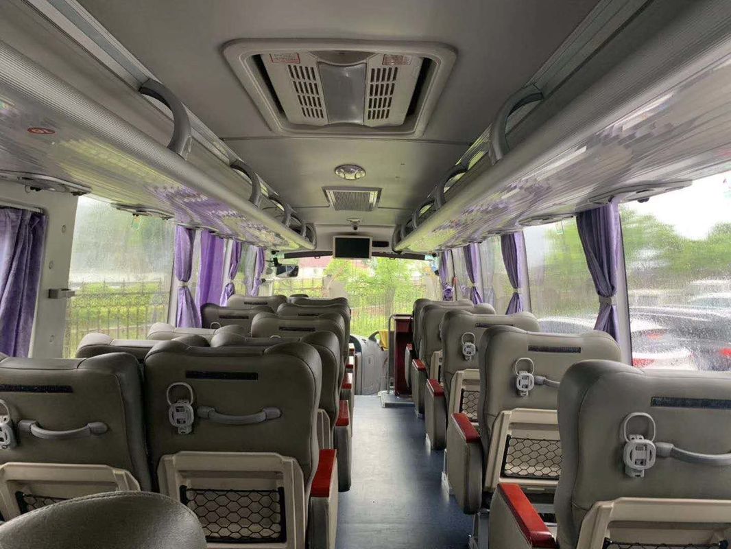 Autobus de ville de Yutong de la série ZK6858, main gauche diesel d'autobus de Seater du blanc 19 orientant 2015 ans
