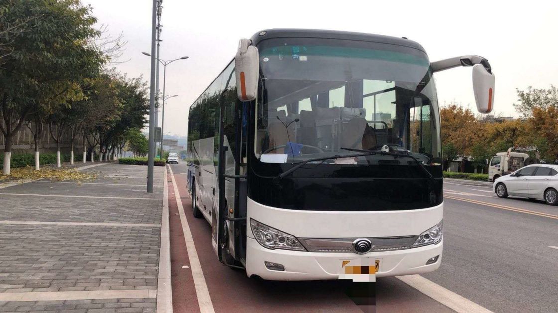 Commande de main gauche utilisée par Seat de moteur diesel d'autobus de passager de ZK6119H2Y 51 presque nouvelle avec la porte automatique