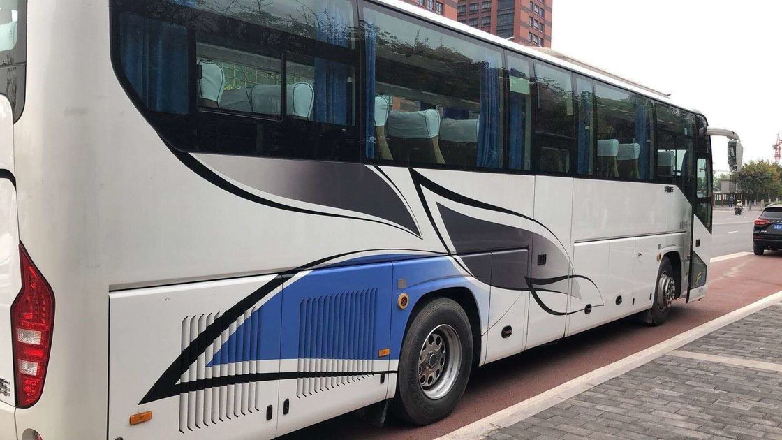 Commande de main gauche utilisée par Seat de moteur diesel d'autobus de passager de ZK6119H2Y 51 presque nouvelle avec la porte automatique