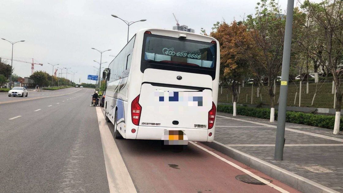 Commande de main gauche utilisée par Seat de moteur diesel d'autobus de passager de ZK6119H2Y 51 presque nouvelle avec la porte automatique