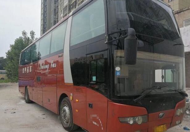 2013 ans ont employé des sièges de l'autobus 57 de modèle des autobus Zk6125 de Yutong avec l'airbag/toilette sûrs