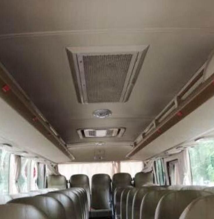 39 sièges 260HP ont employé la vitesse maximum des autobus 100km/H de Yutong 2010 ans 8995 x 2480 x 3330mm