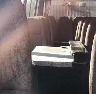 Le caboteur de Toyota de 2010 ans a employé la taille d'autobus du moteur diesel 2585mm des sièges 15B de l'autobus 23