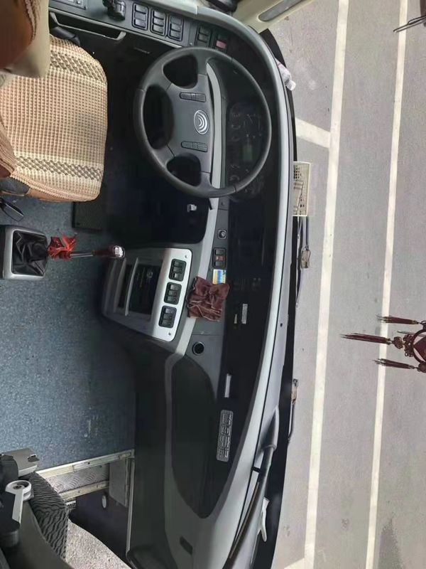 Le diesel utilisé de déplacement de Seat des autobus 55 de Yutong 2013 ans LHD conduisent 12000 le × 3890mm du × 2550