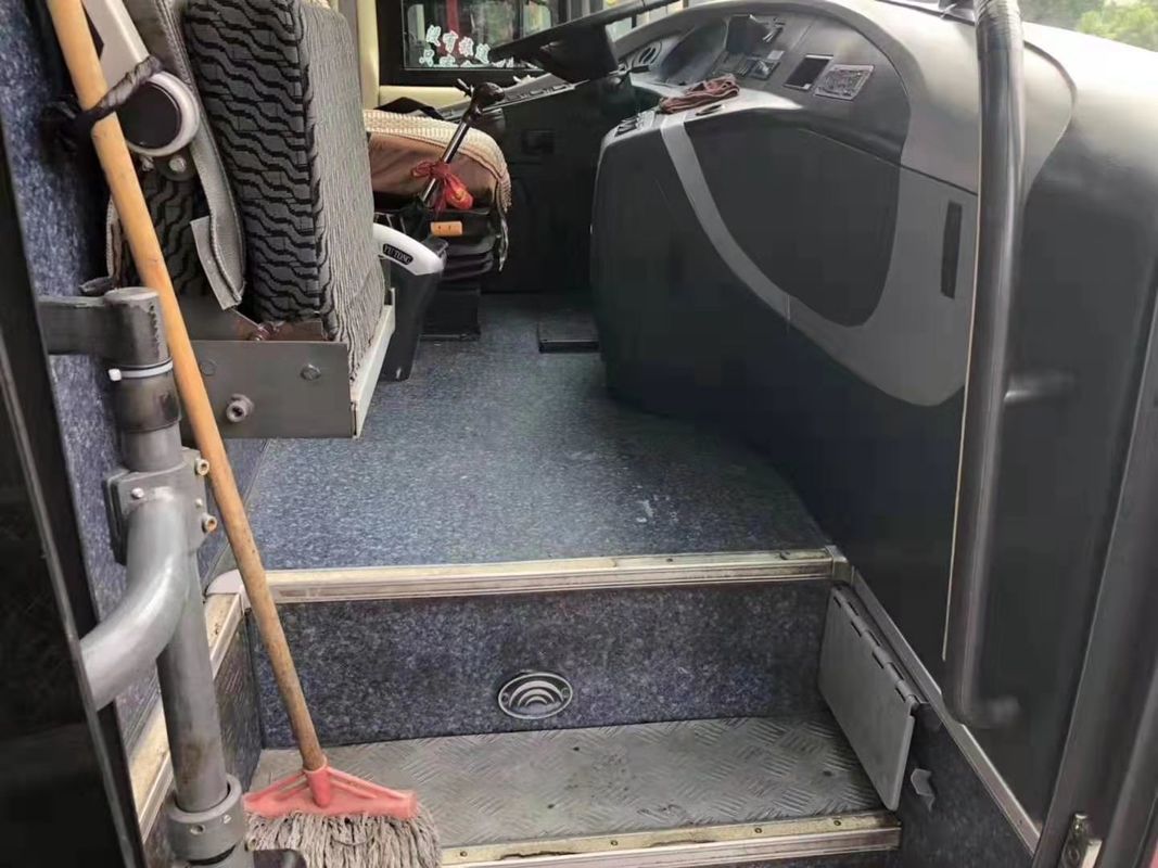 Le diesel utilisé de déplacement de Seat des autobus 55 de Yutong 2013 ans LHD conduisent 12000 le × 3890mm du × 2550