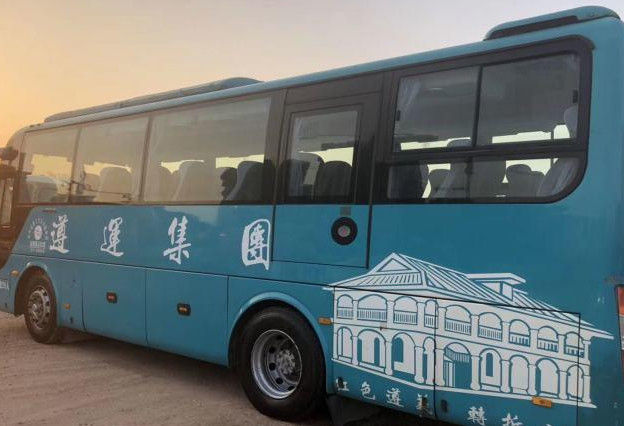 autobus commercial utilisé diesel de Yutong ZK6908 de longueur de 9m certification d'OIN de 2015 sièges de l'an 39