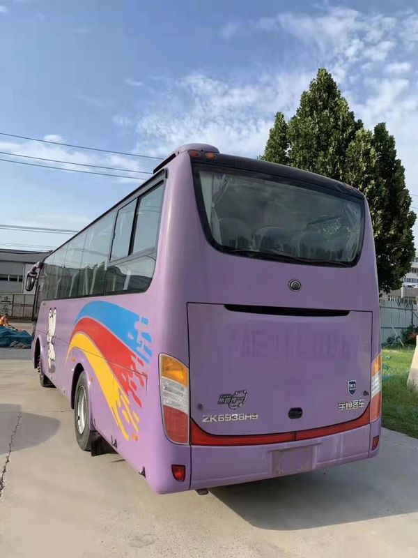 2011 occasion Yutong utilisé par voyage d'an transporte le diesel 39 sièges LHD avec le climatiseur