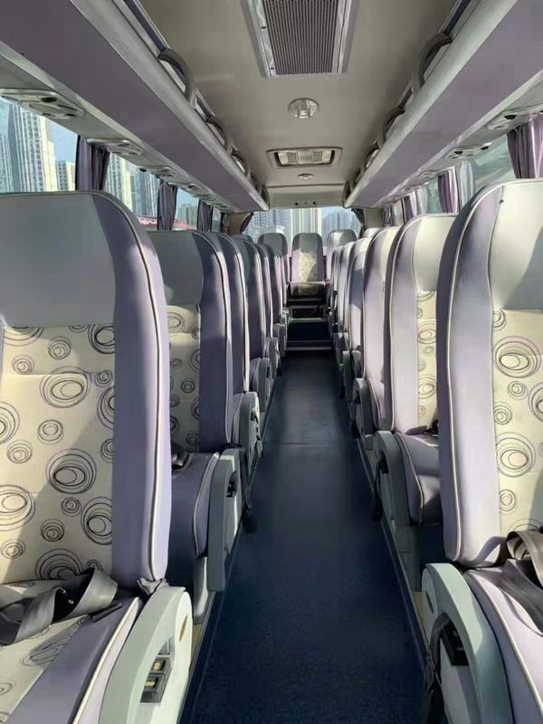 2011 occasion Yutong utilisé par voyage d'an transporte le diesel 39 sièges LHD avec le climatiseur