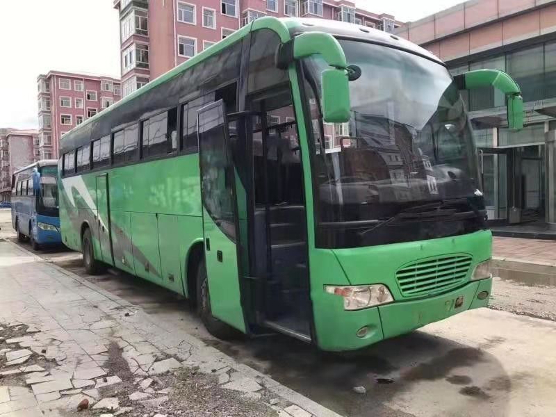 Les autobus de fond utilisés de Yutong de moteur avant 2009 ans 54 pose la vitesse 100km/H maximum