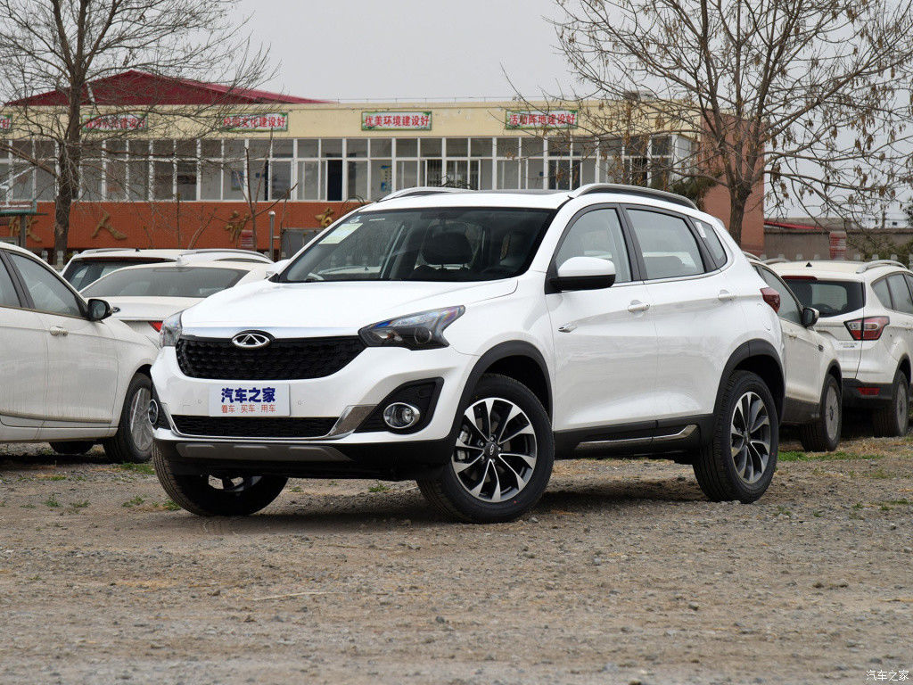 2018 ans TIGGO 7 à LHD du blanc 5 - 7 mini de voitures d'occasion de sièges d'essence mode d'entraînement du carburant