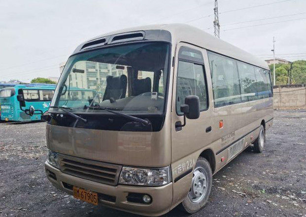 L'autobus commercial utilisé avec l'autobus de luxe 22 de caboteur pose l'empattement de la taille 4085mm de 2640mm