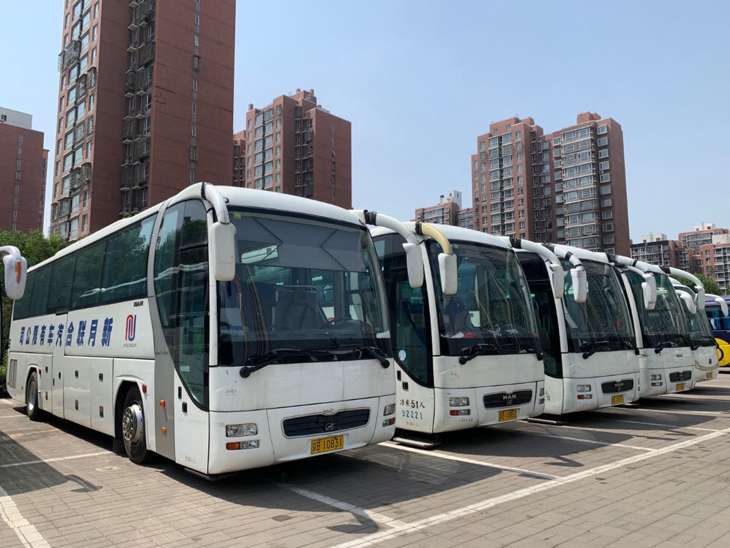 2012 autobus ZK6110 de main de ressort des sièges LHD de Yutong 51 d'an 2ème avec la couleur blanche