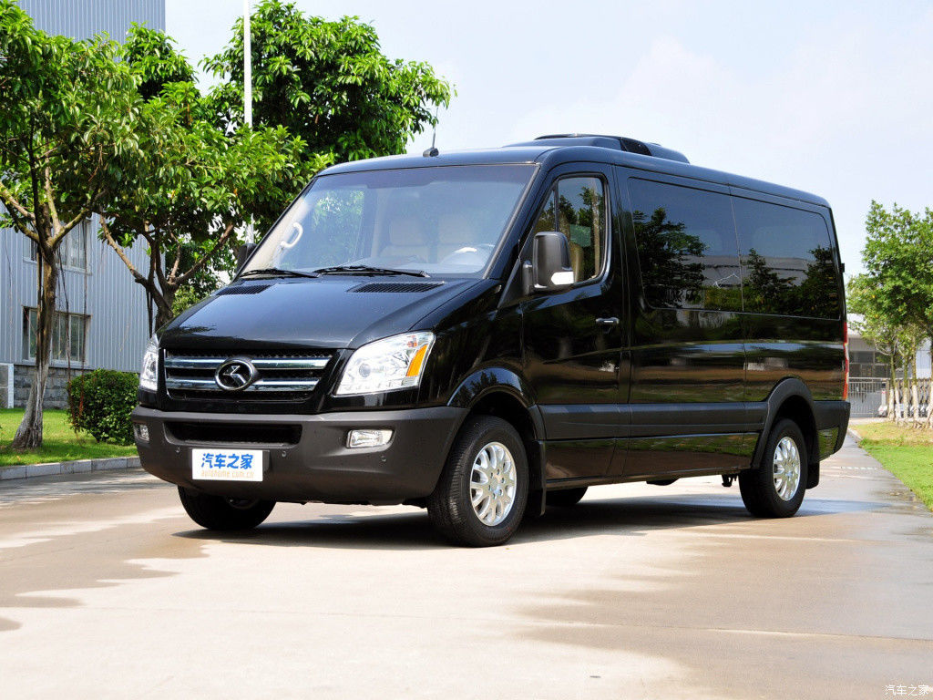 6 ans diesel manuel de vitesse 105kw les 2019 ont utilisé le haut toit de Mini Coach 10-15 Seater