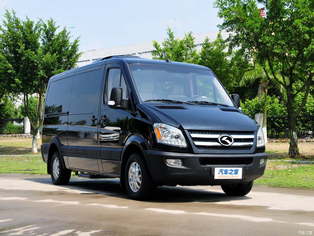 6 ans diesel manuel de vitesse 105kw les 2019 ont utilisé le haut toit de Mini Coach 10-15 Seater