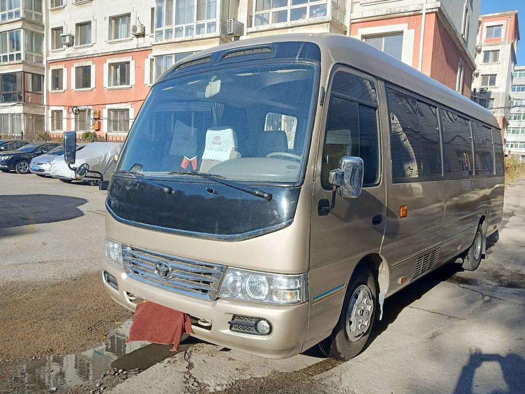 Marque de MIni Bus Toyota d'autobus de caboteur utilisée par essence de 2013 d'an sièges de Toyota 30
