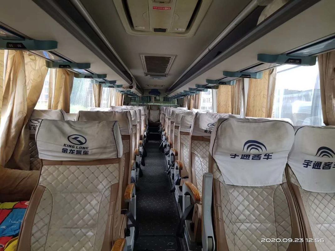 Portes à deux battants utilisées par 233kw à C.A. de Bus With de car de sièges du moteur diesel 53 de Kinglong RHD