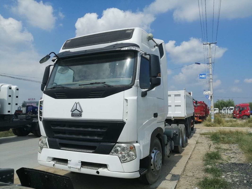Tête 6x4 de camion de tracteur de la Chine Sinotruk Howo A7 avec différentes couleurs