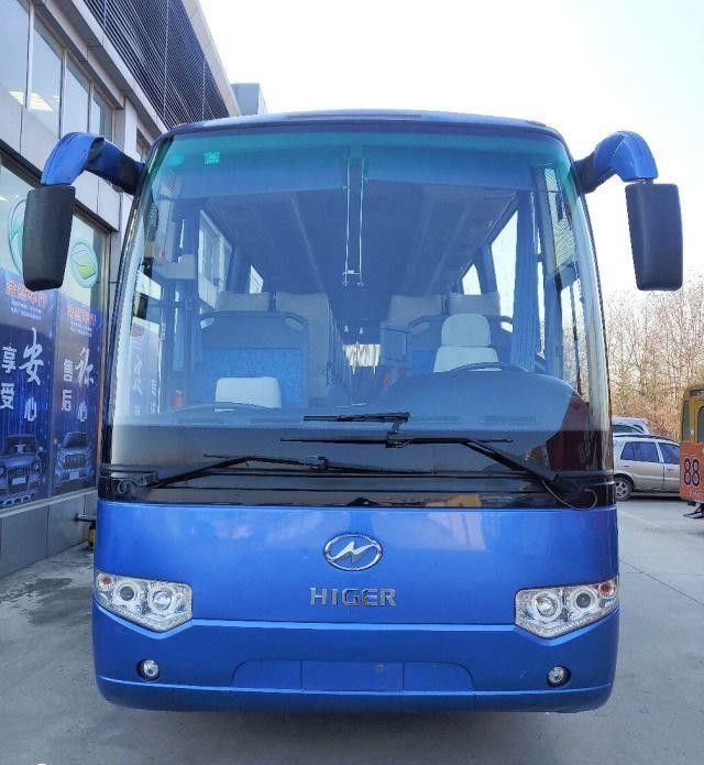 Un plus haut KLQ6129 53 pose l'acier Chiassis de Bus Double Doors d'entraîneur utilisé par moteur arrière