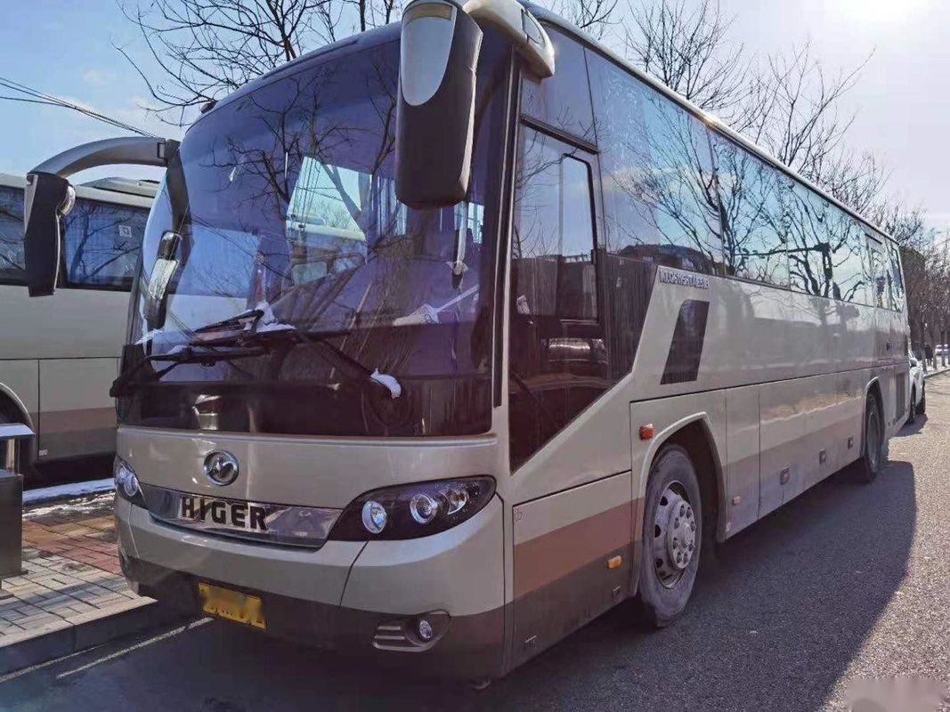 Car utilisé un plus haut par châssis Bus d'autobus de passager du modèle KLQ6115 de marque de moteur d'arrière de LHD en acier 53 sièges