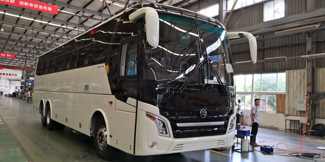 Nouvel le bus touristique diesel Front Cummins Engine Buses d'Axle Euro II de double de marque 58-70 sièges a employé le dragon d'or XML6125