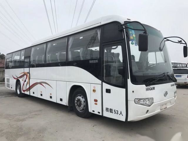 Basses sièges du modèle KLQ6129 53 de Bus Higer Brand d'entraîneur utilisés de bonne condition de l'euro III de châssis d'airbag de kilomètre par portes à deux battants