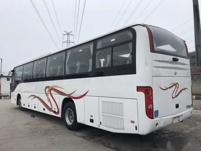 Basses sièges du modèle KLQ6129 53 de Bus Higer Brand d'entraîneur utilisés de bonne condition de l'euro III de châssis d'airbag de kilomètre par portes à deux battants