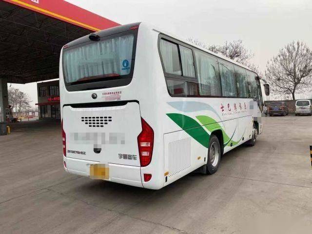 Le châssis simple de direction laissé d'airbag de portes VIP de luxe assied le passager utilisé que l'autobus a employé des sièges de la marque ZK6908 38 d'autobus de Yutong
