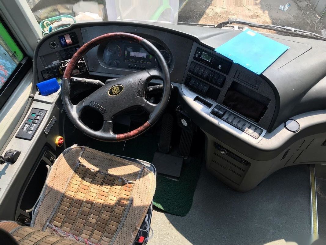 Les portes à deux battants hybrides Huile-électriques du moteur 155kw du véhicule électrique wp garnissent en cuir Seat ont utilisé l'entraîneur Bus Zhongtong LCK6101 47Seats