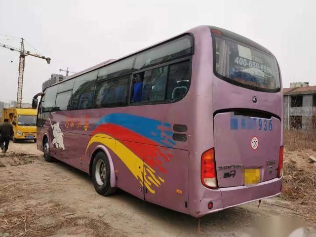 Yutong ZK6107 utilisé kilomètre du châssis 47 de Bus For Africa d'entraîneur bas de sièges de direction de bonne condition gauche en acier de l'euro III