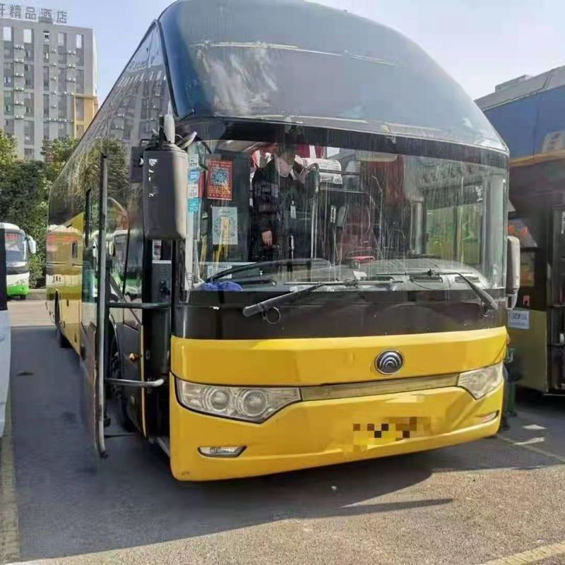 Yutong utilisé transporte des sièges de ZK6122 47 VIP avec le moteur 247kw de Weichai de portes à deux battants de toilette