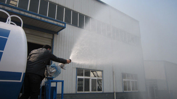 15 camion tout neuf d'arroseuse de réservoir d'eau de Ton Dongfeng 4x2 6x4 des mètres cubes 18