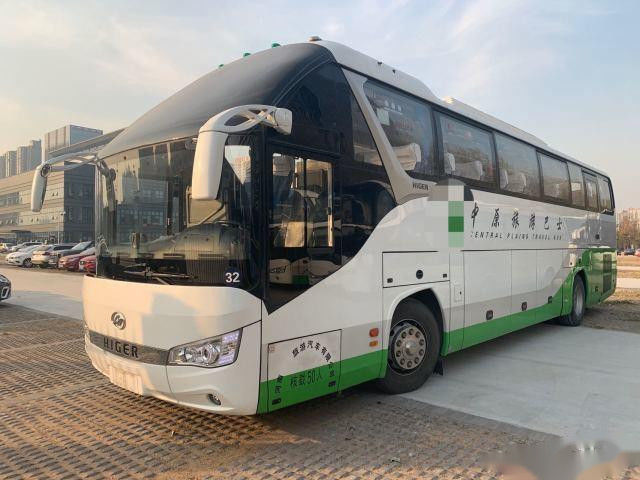 Plus haut autobus utilisé pour le moteur utilisé d'arrière des sièges KLQ6122 wp de Bus 50 d'entraîneur