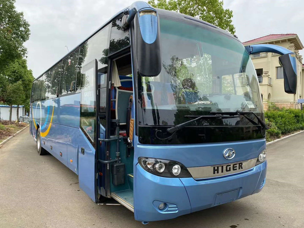 La moitié utilisée plus élevée Yuchai d'autobus utilisée par nouveau venu actuel de moteur diesel de sièges de Bus 51 du car KLQ6115 courent bon