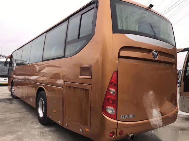 BJ6113 a employé commande de main gauche de l'euro IV de kilomètre de porte simple de sièges de la marque 51 de Bus FOTON d'entraîneur la basse
