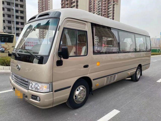2015 autobus de caboteur utilisé de l'an 10 par sièges le plus haut, a employé Mini Bus Coaster Bus 86kw avec les sièges de luxe pour des affaires