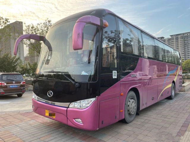 Remplacez 2015 ans a employé le roi le long XMQ6113 entraîneur Bus que 51 sièges ont utilisé le moteur diesel d'autobus aucun autobus des accidents LHD