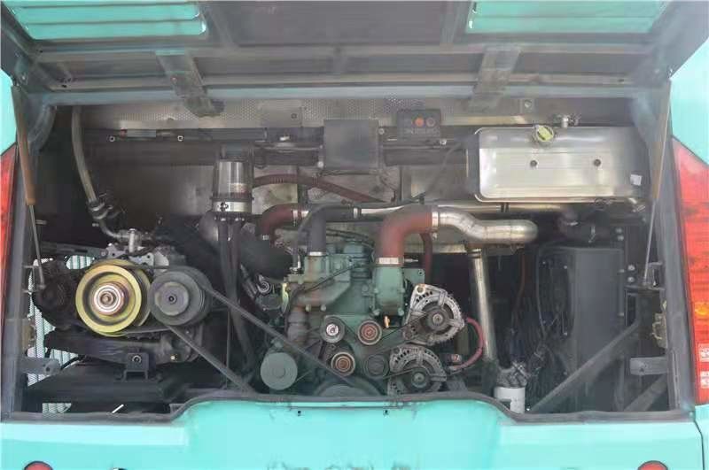 Les sièges utilisés de Zhongtong LCK6950 27/62 d'autobus de ville ont utilisé la boîte de vitesse de l'euro IV Qijiang de Bus 164kw d'entraîneur
