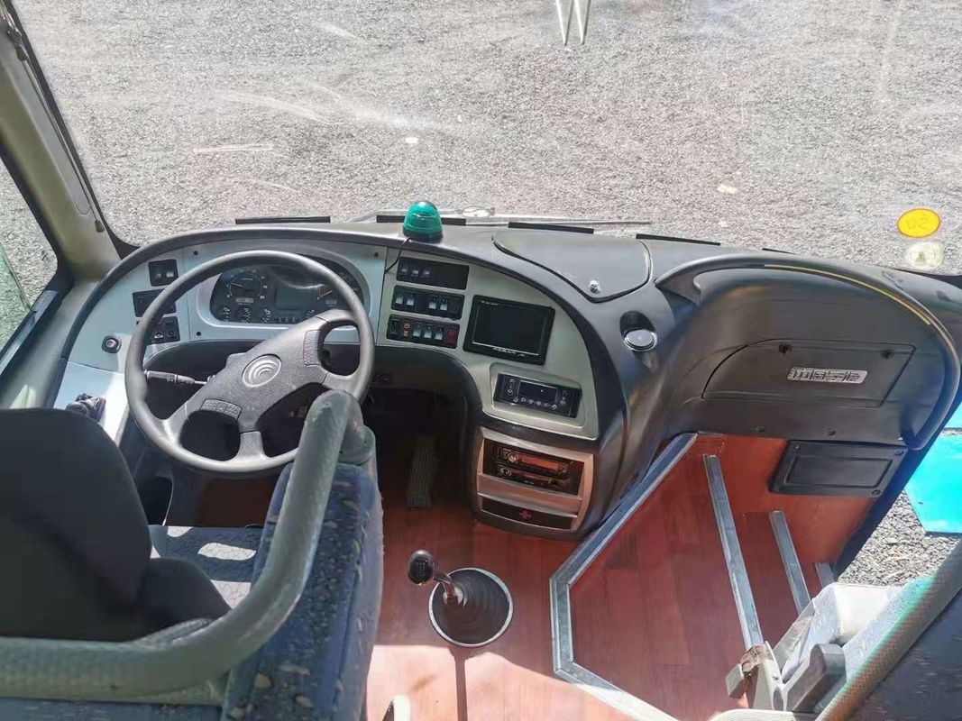 45 entraîneur utilisé par autobus Bus de Yutong utilisé par sièges ZK6999 moteurs diesel arrière de la direction LHD de moteur de 2012 ans