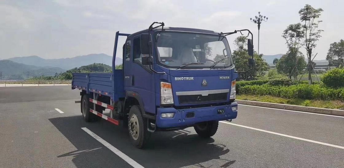 La direction droite toute neuve de Sinotruck HOWO RHD conduisent 10 Ton Cargo Truck 4X2