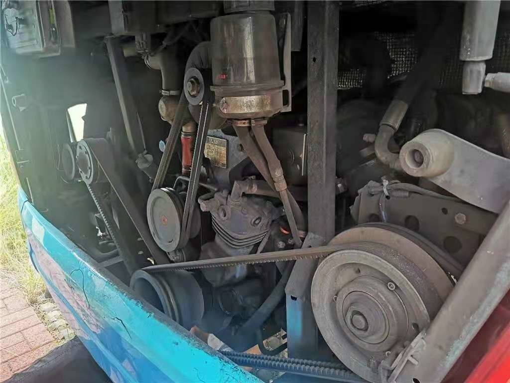 Le châssis arrière utilisé d'airbag du moteur 336kw des sièges WP.10 de l'autobus ZK6122 49 de Yutong a utilisé l'entraîneur Bus